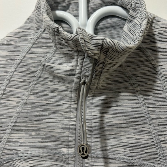 Lululemon Define Jacket - Picture 3 of 4